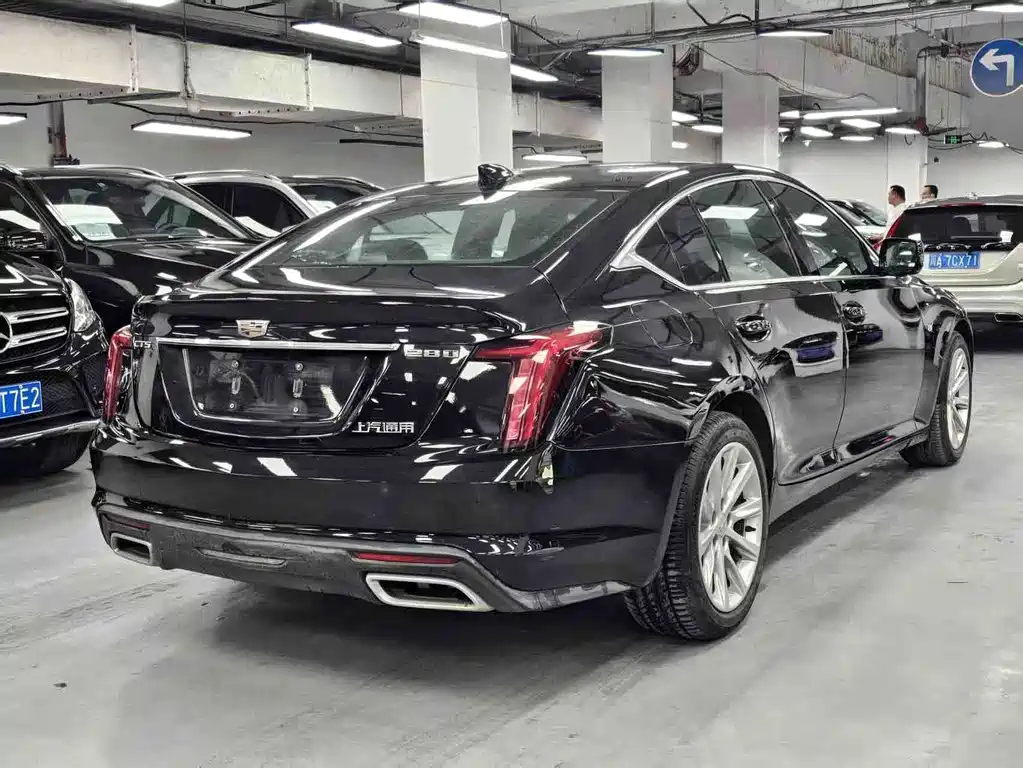 Cadillac CT5 — фото 4