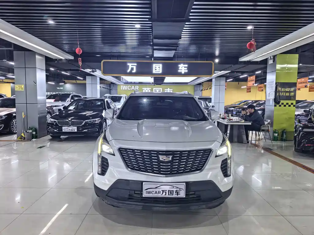 Cadillac XT4 — фото 2