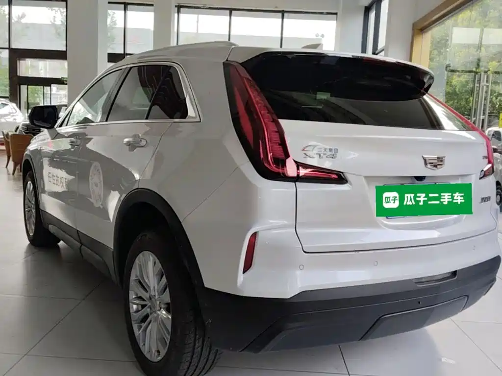 Cadillac XT4 — фото 5