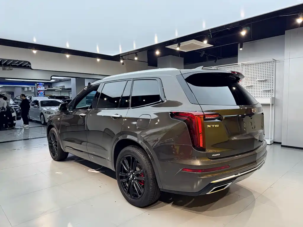 Cadillac XT6 — фото 4
