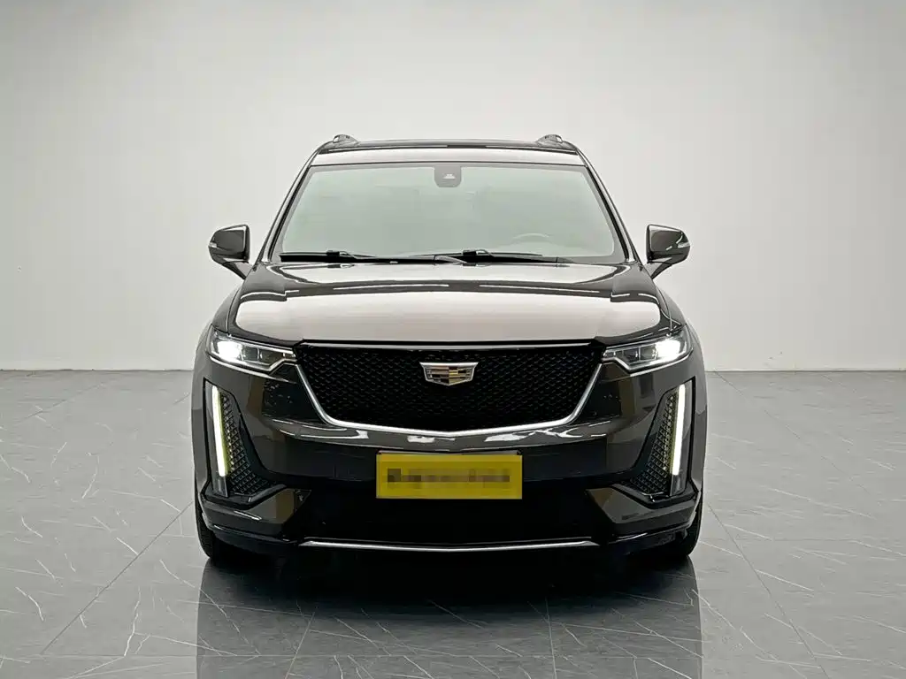 Cadillac XT6 — фото 2