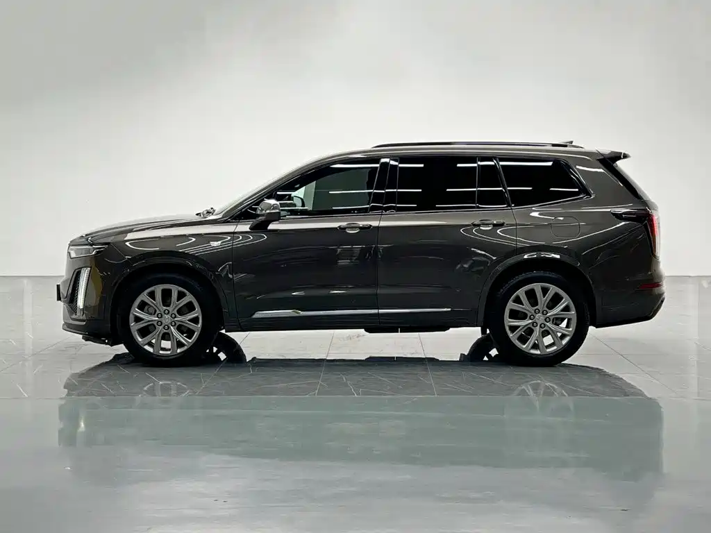 Cadillac XT6 — фото 3