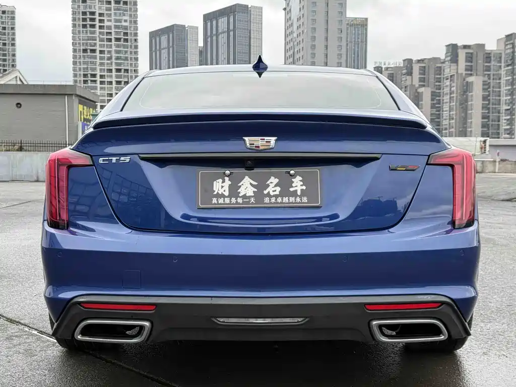 Cadillac CT5 — фото 14