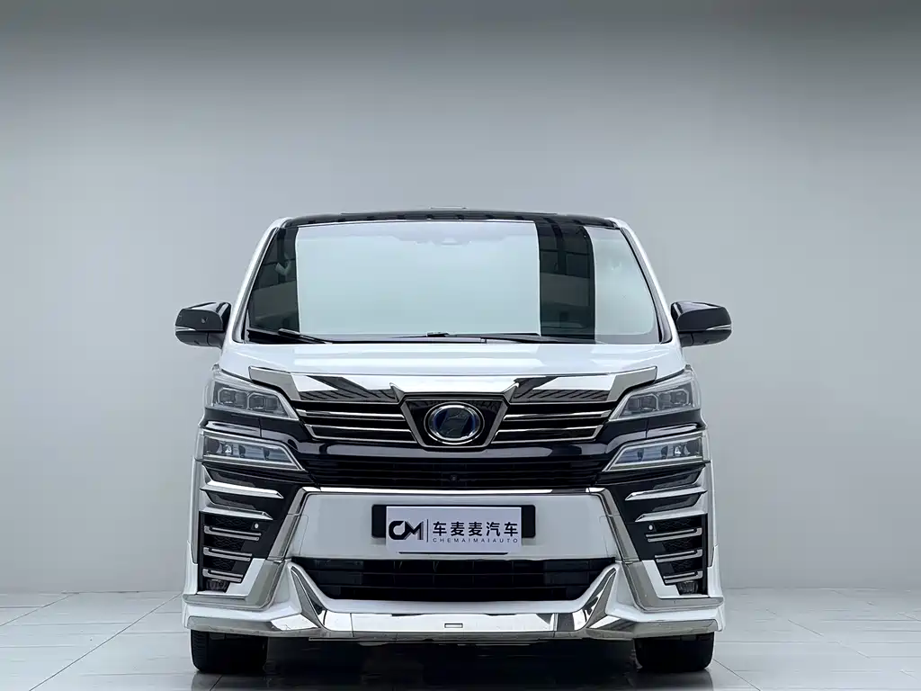 Toyota Vellfire — фото 2