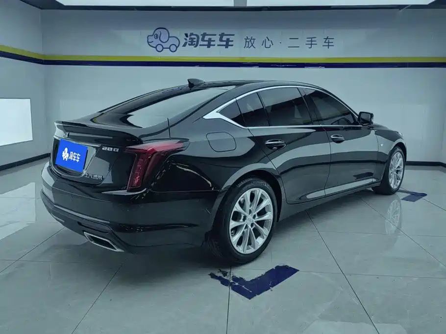 Cadillac CT5 — фото 3