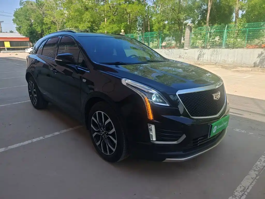 Cadillac XT5 — фото 22