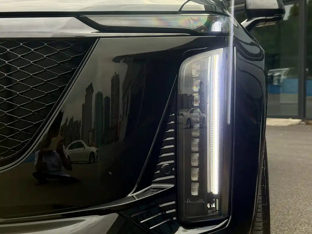 Cadillac XT5 — фото 4
