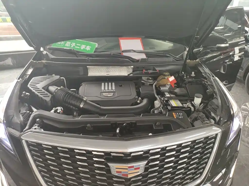 Cadillac XT5 — фото 20