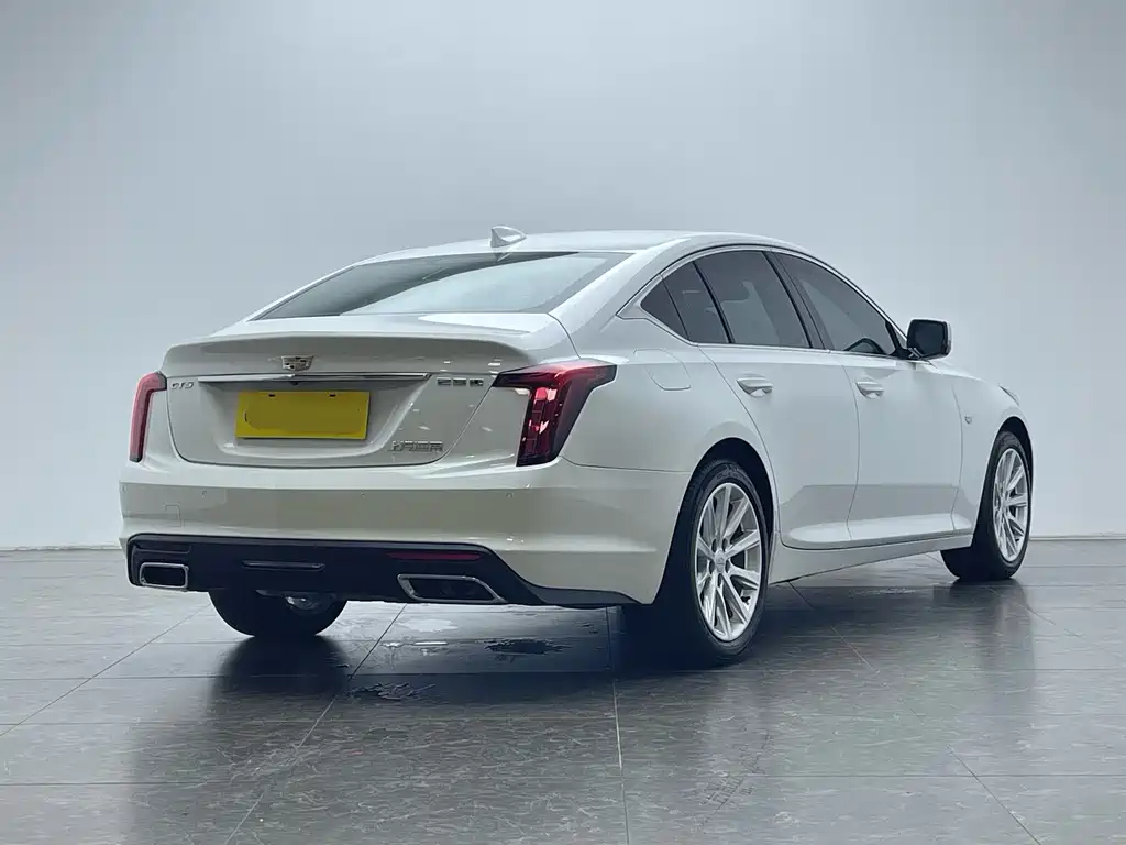 Cadillac CT5 — фото 3