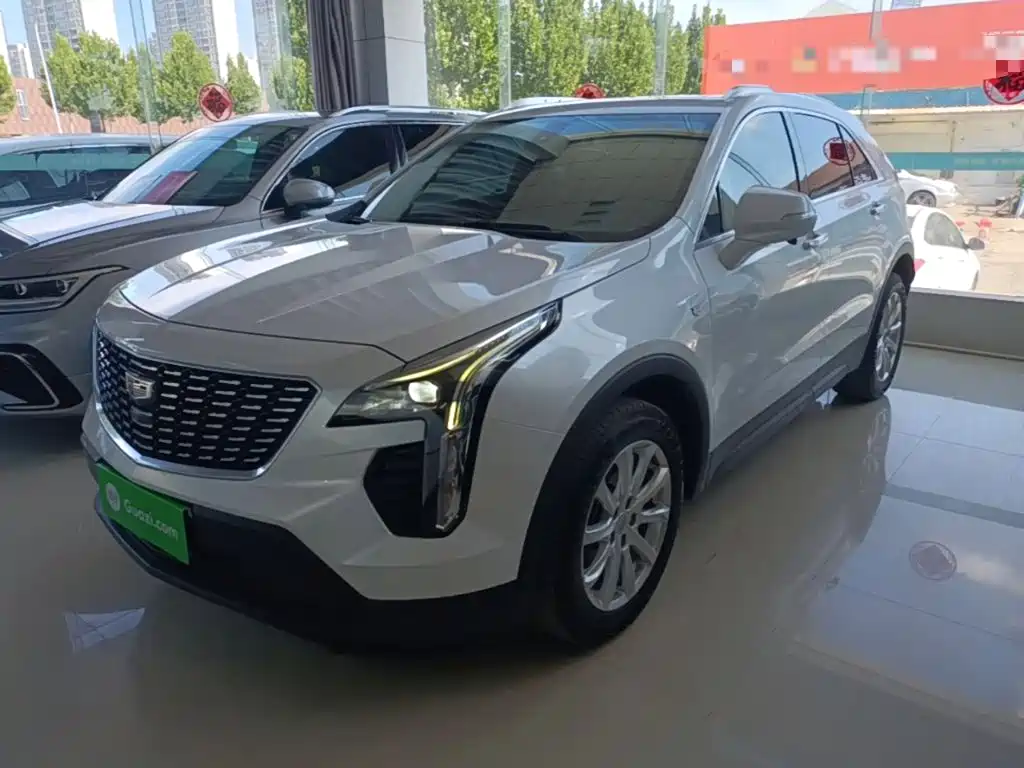Cadillac XT4 — фото 2