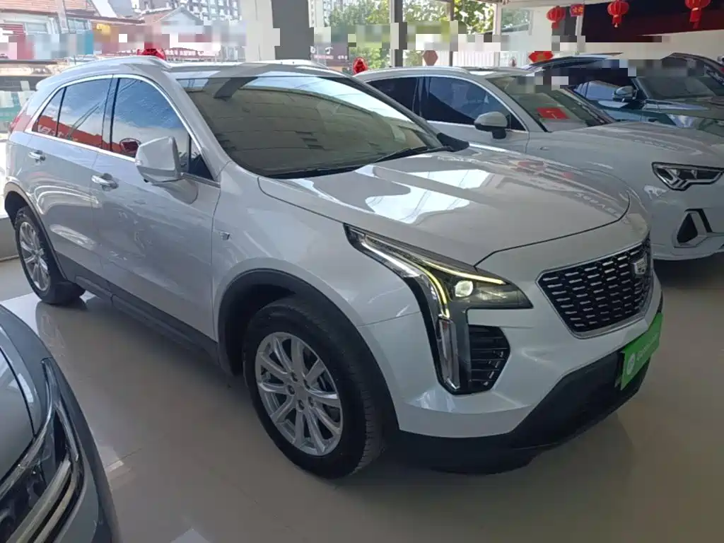 Cadillac XT4 — фото 4