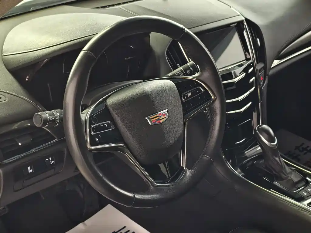 Cadillac ATS-L — фото 8