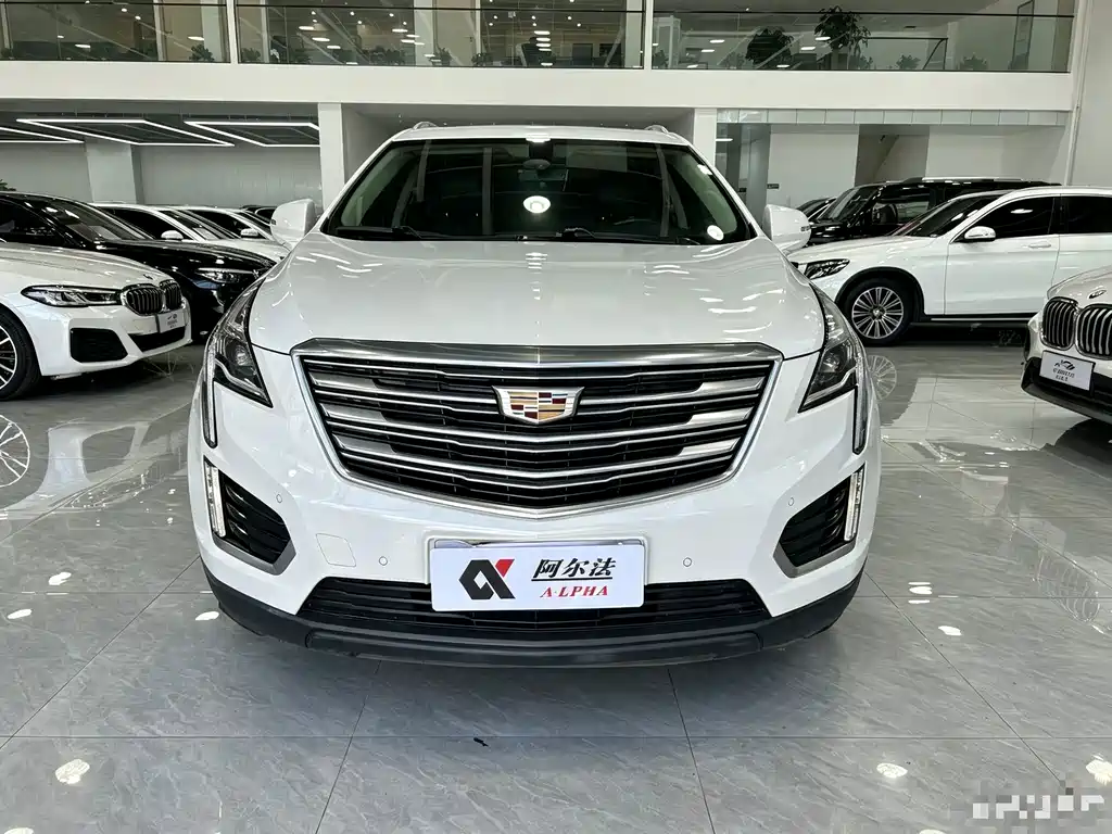 Cadillac XT5 — фото 2