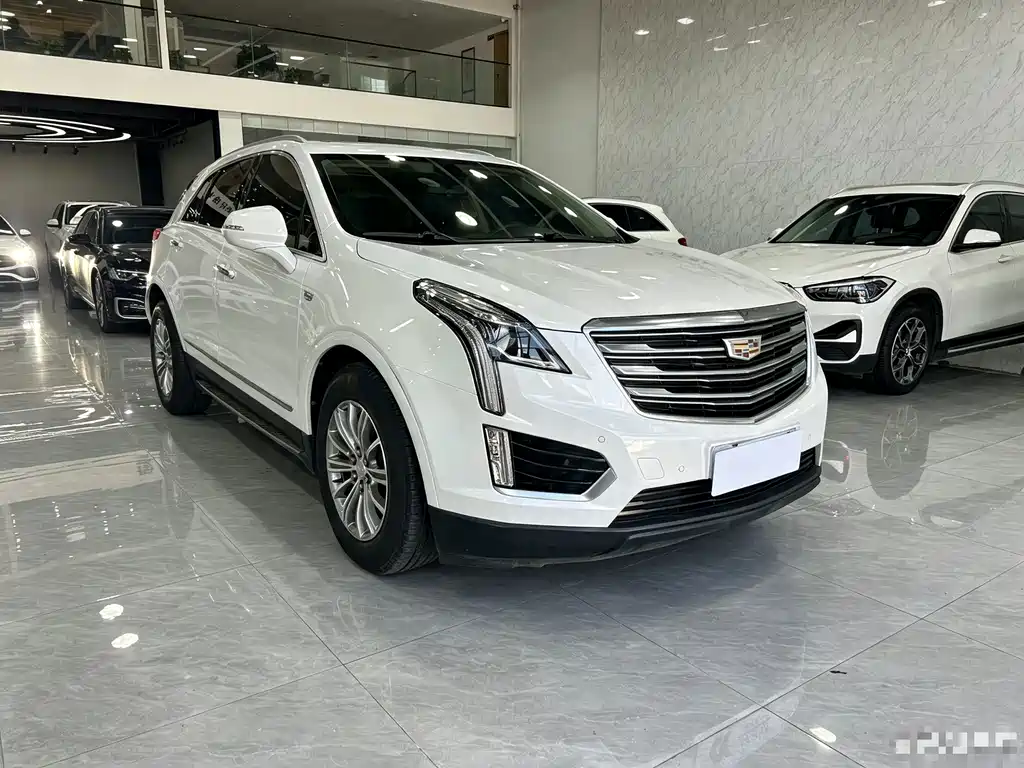Cadillac XT5 — фото 3