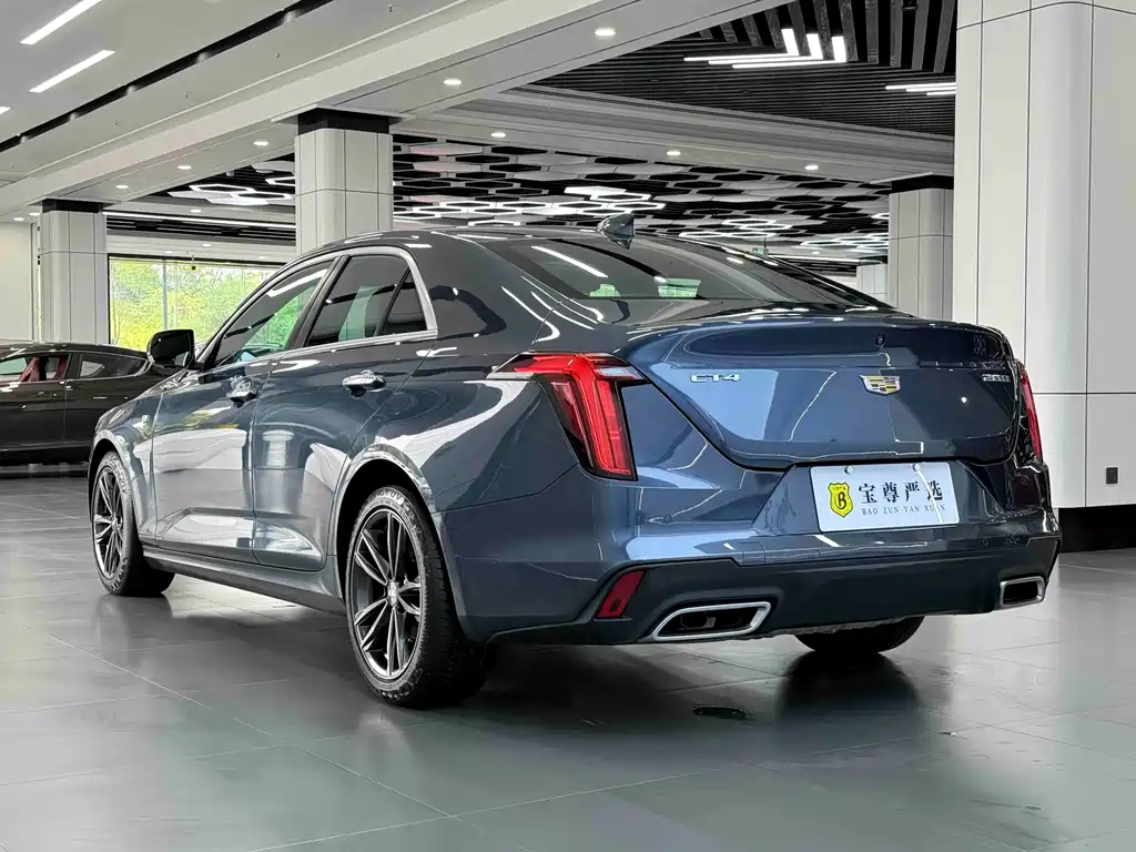 Cadillac CT4 — фото 6
