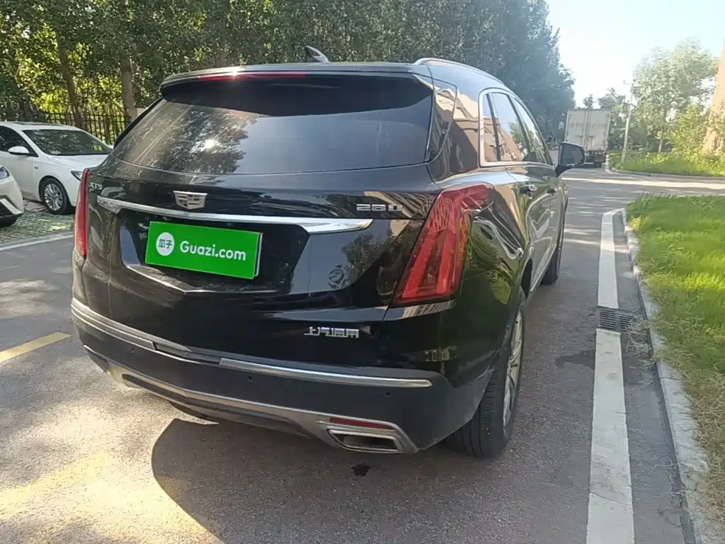 Cadillac XT5 — фото 7