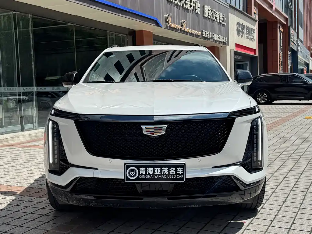 Cadillac XT5 — фото 2