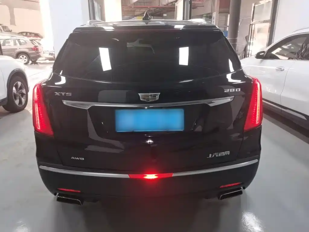 Cadillac XT5 — фото 6