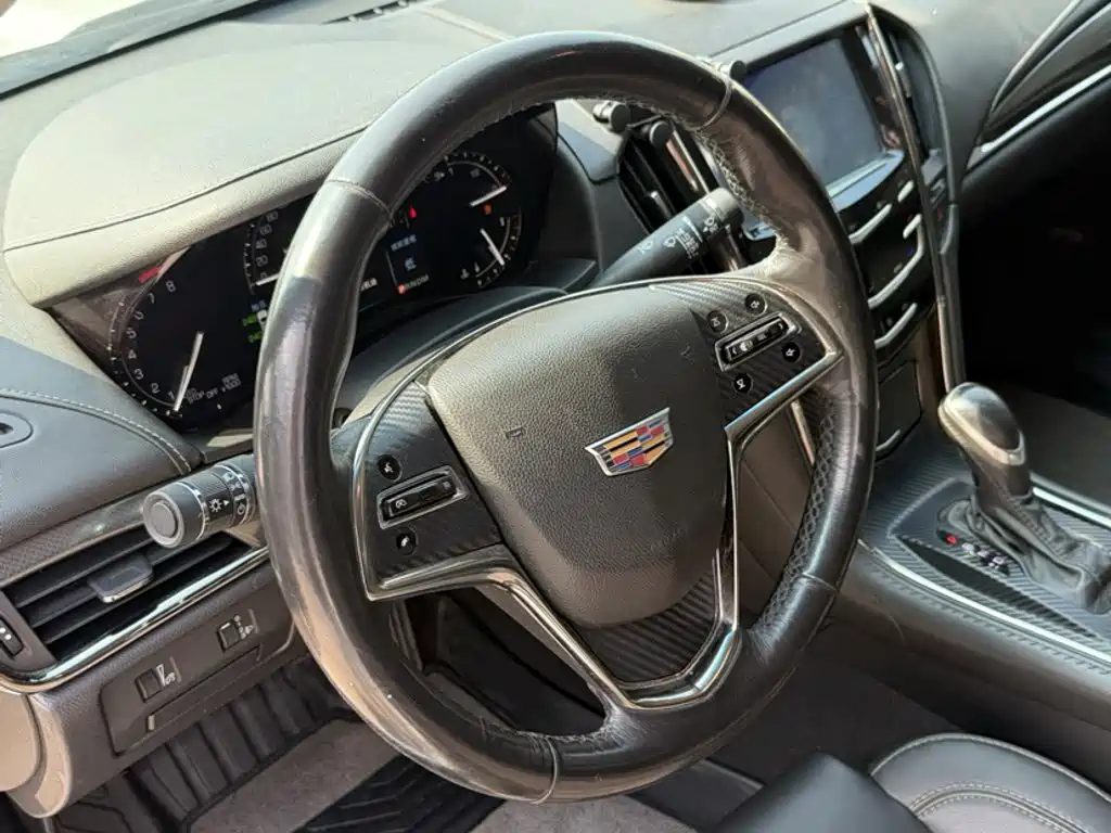 Cadillac ATS-L — фото 11