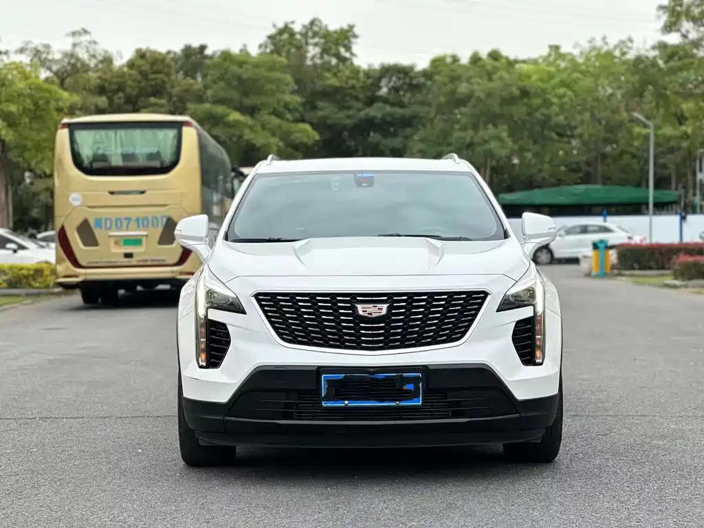 Cadillac XT4 — фото 2