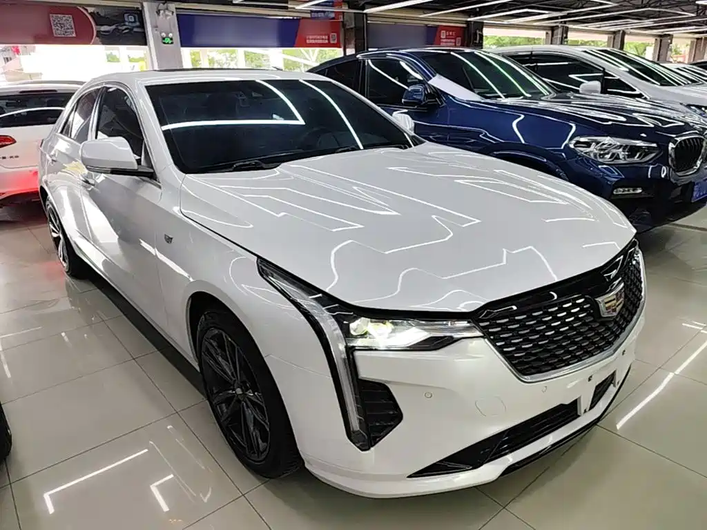 Cadillac CT4 — фото 4