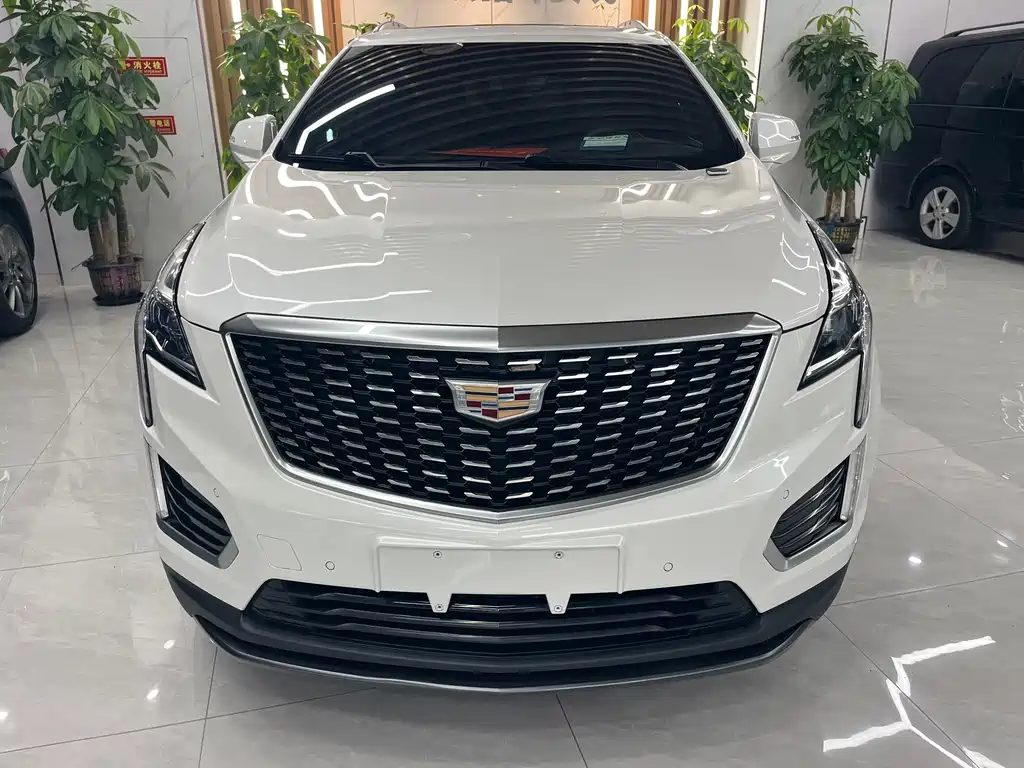 Cadillac XT5 — фото 2