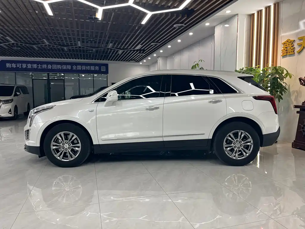 Cadillac XT5 — фото 3