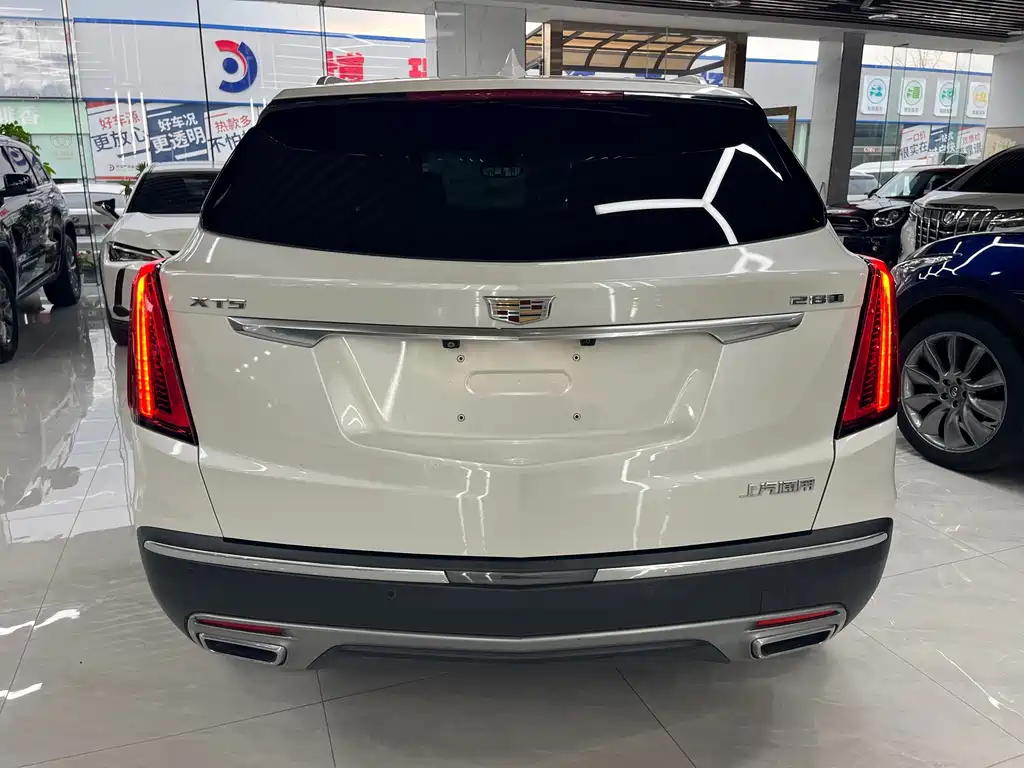 Cadillac XT5 — фото 5
