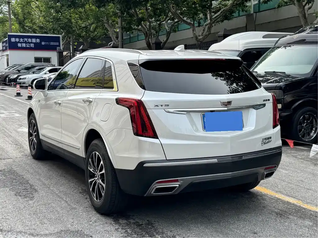 Cadillac XT5 — фото 3