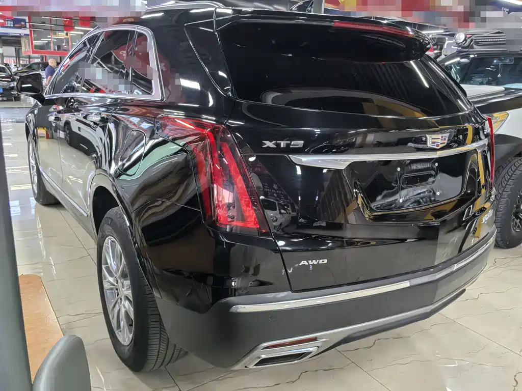 Cadillac XT5 — фото 4