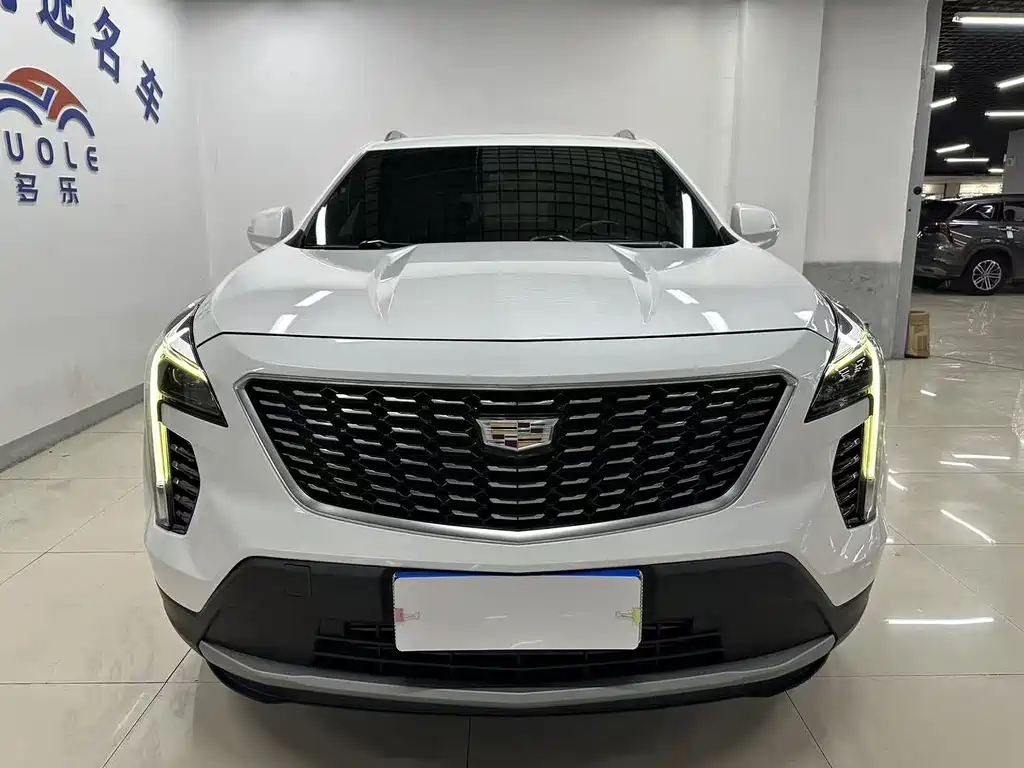 Cadillac XT4 — фото 2