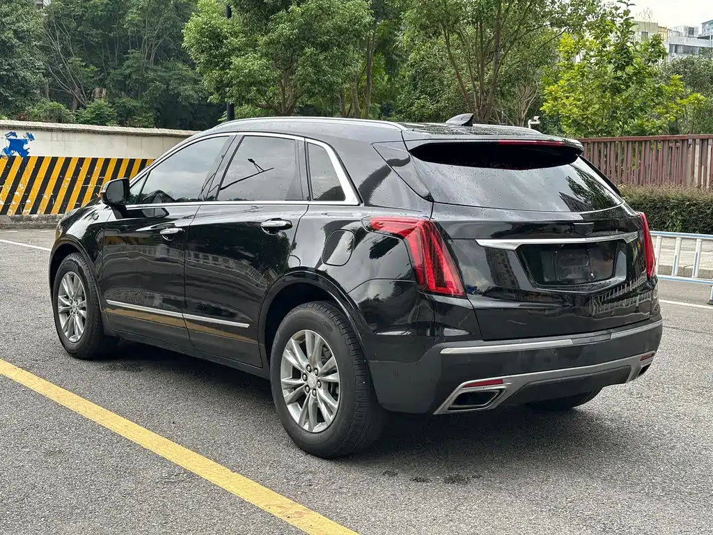 Cadillac XT5 — фото 7