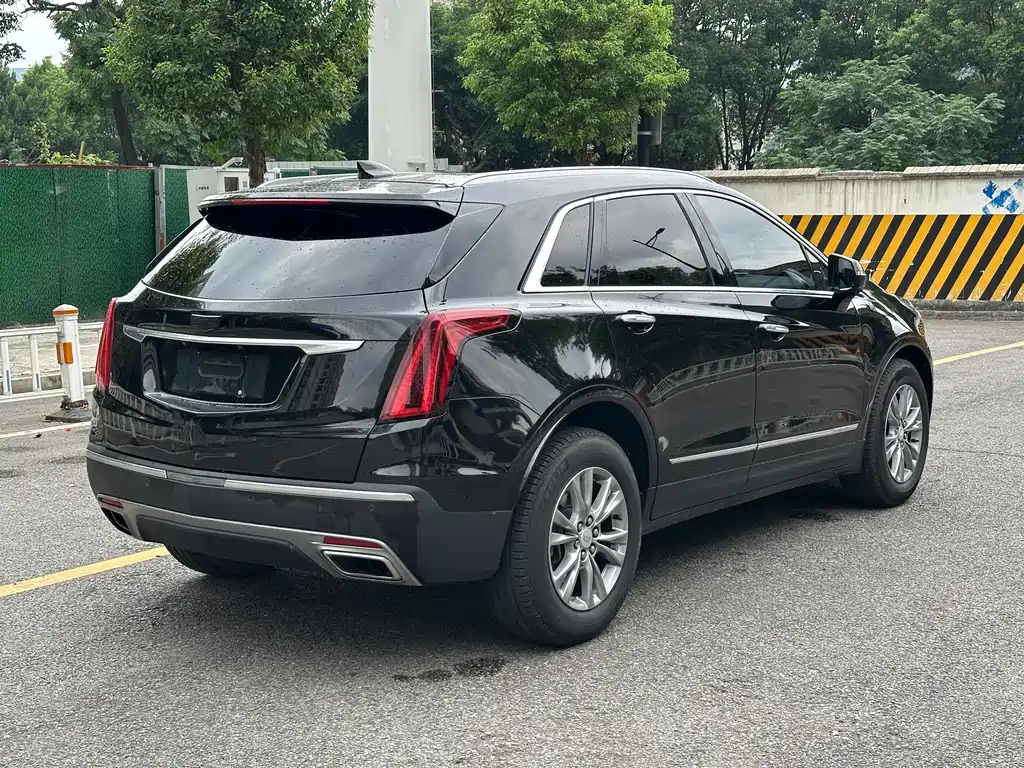 Cadillac XT5 — фото 9