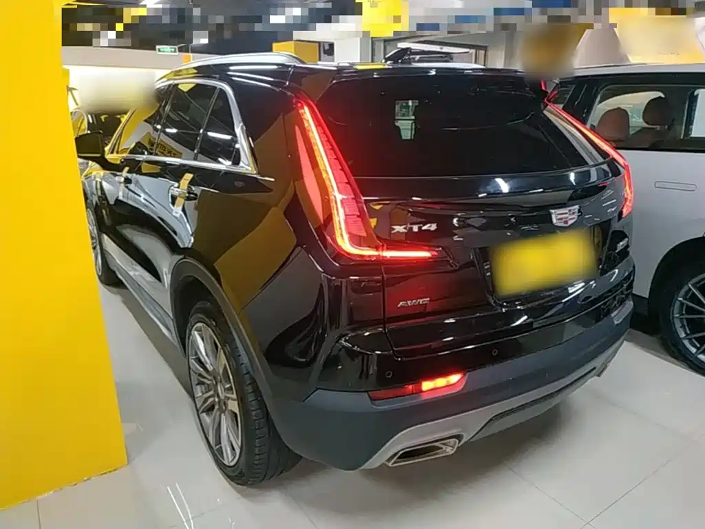 Cadillac XT4 — фото 5