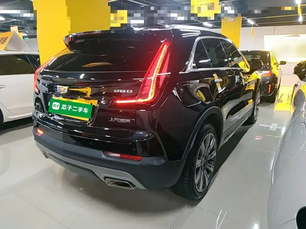 Cadillac XT4 — фото 7