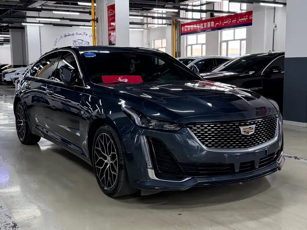 Cadillac CT5 — фото 3