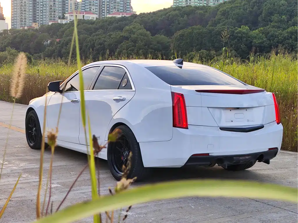 Cadillac ATS-L — фото 10