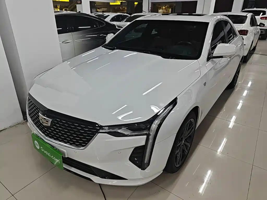 Cadillac CT4