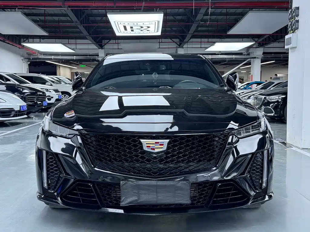 Cadillac CT5 — фото 2