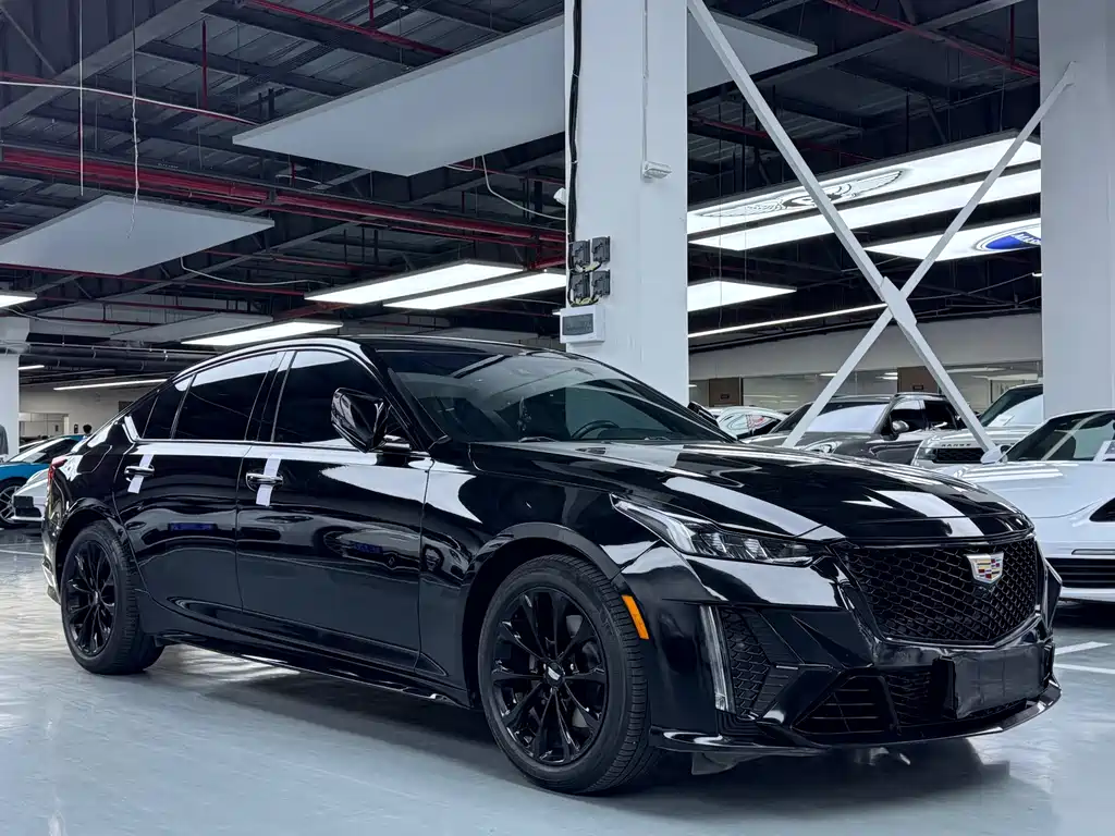 Cadillac CT5 — фото 3