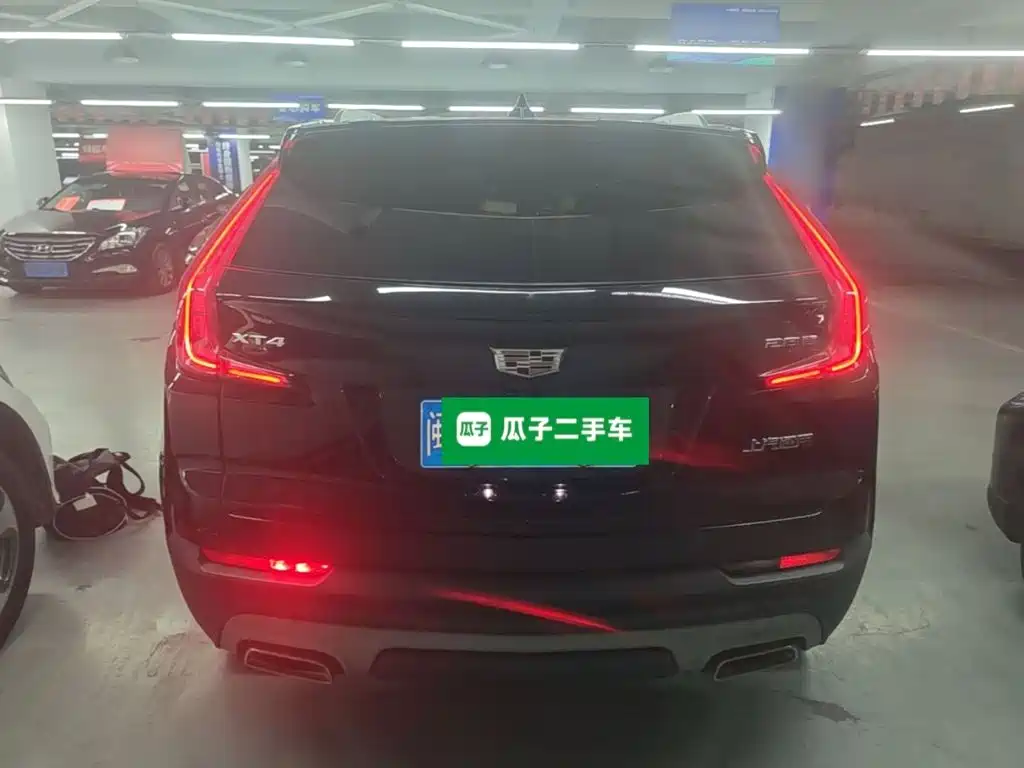 Cadillac XT4 — фото 6