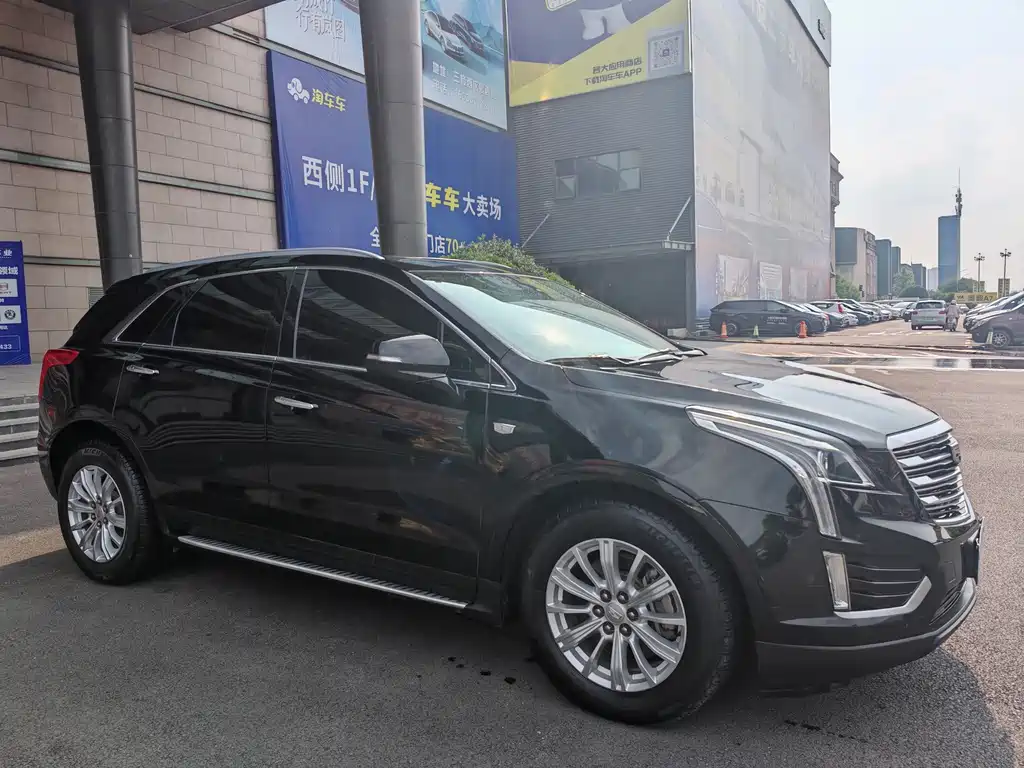 Cadillac XT5 — фото 3