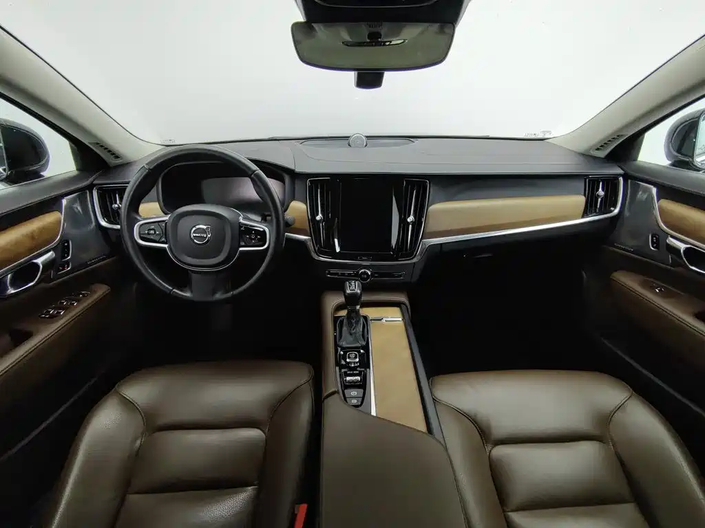 Volvo S90 — фото 5
