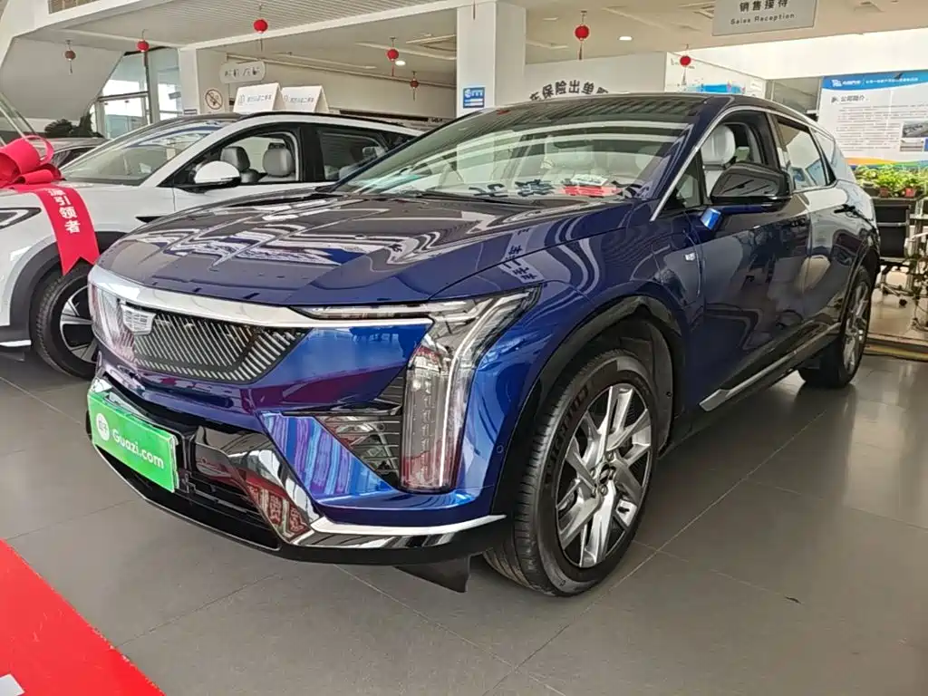 Cadillac IQ — фото 2
