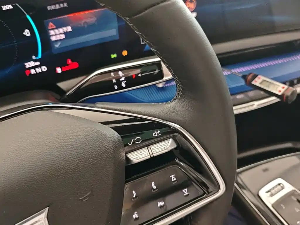 Cadillac IQ — фото 14