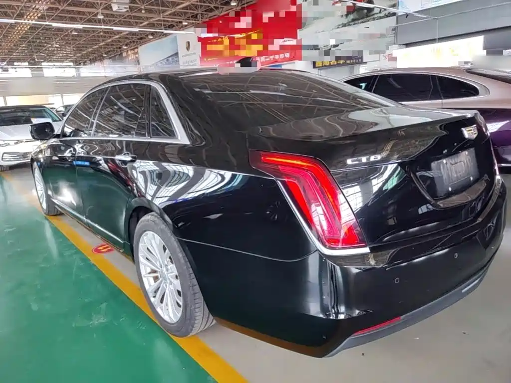 Cadillac CT6 — фото 5