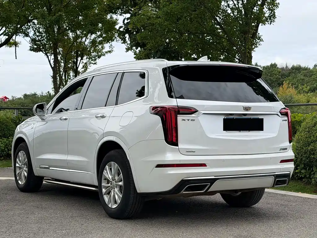 Cadillac XT6 — фото 6