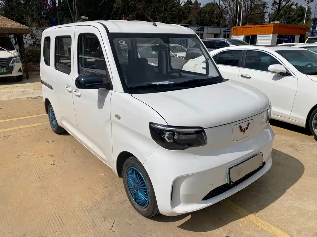 Wuling Zhiguang EV — фото 2
