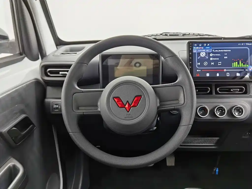 Wuling Zhiguang EV — фото 11