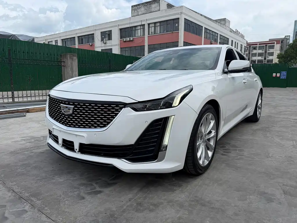 Cadillac CT5 — фото 3